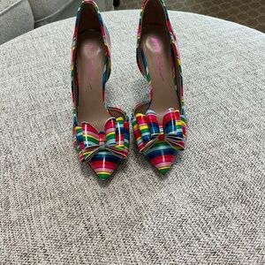 Betsy Johnson high heels